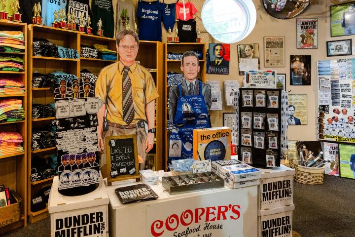 2. Dunder Mifflin Gift Shop. Foto - The Office Giftshop Scranton PA (Facebook)