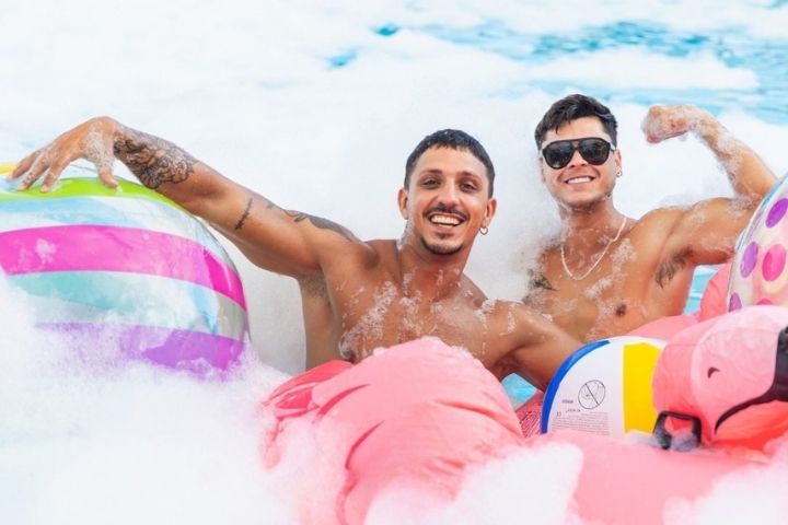 3. Fiesta de espuma en hotel Desire. Foto - @desireresortsofficial (Instagram)