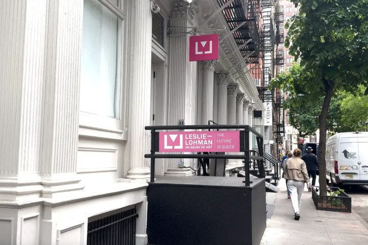 3. Entrada del Museo de Arte Leslie-Lohman. Foto - amNewYork