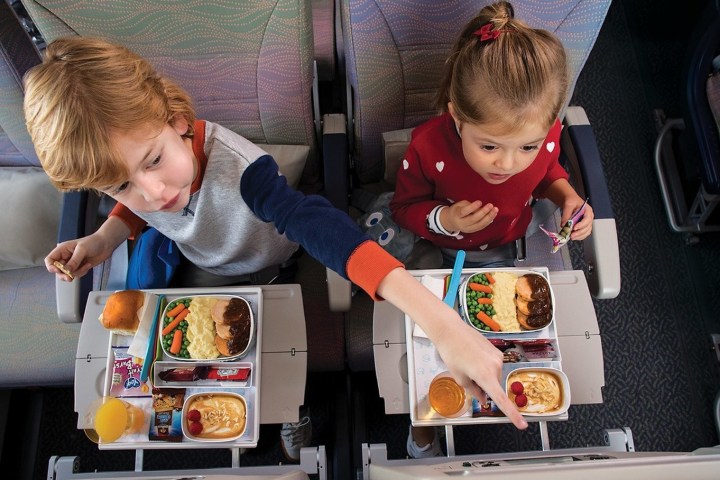 5. Comida para niños en Emirates Airlines. Foto - eDubai