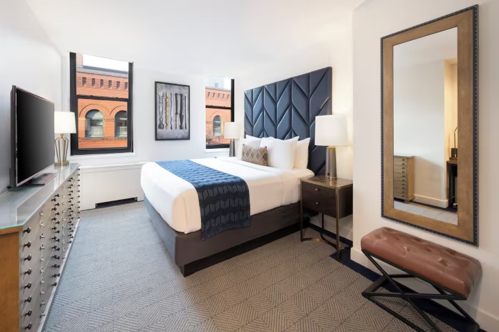 5. Habitación en el Hotel Indigo Boston Garden. Foto - IHG Hotels & Resorts (Expedia)