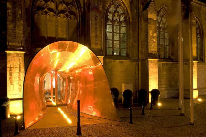 6. Entrada del Kruisherenhotel Maastricht. Foto - Design Hotels
