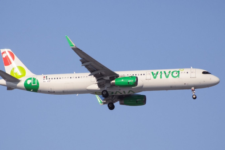 6. Avión de Viva. Foto - @franspotter.mex (Instagram)