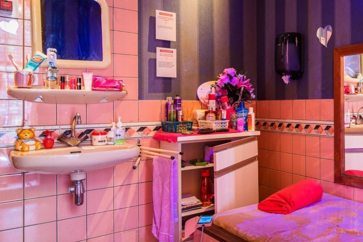8. Baño en Red Light Secrets Museum. Foto - Museum of Prostitution - Red Light Secrets (Facebook)