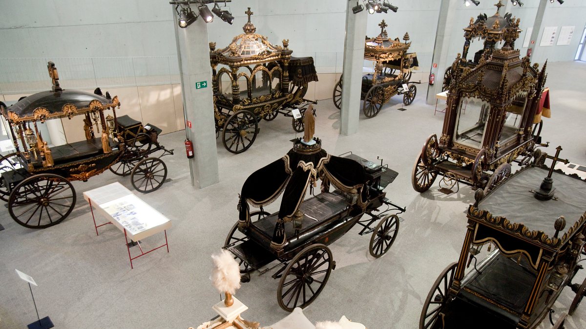 MUSEO DE LAS CARROZAS FÚNEBRES EN BARCELONA
