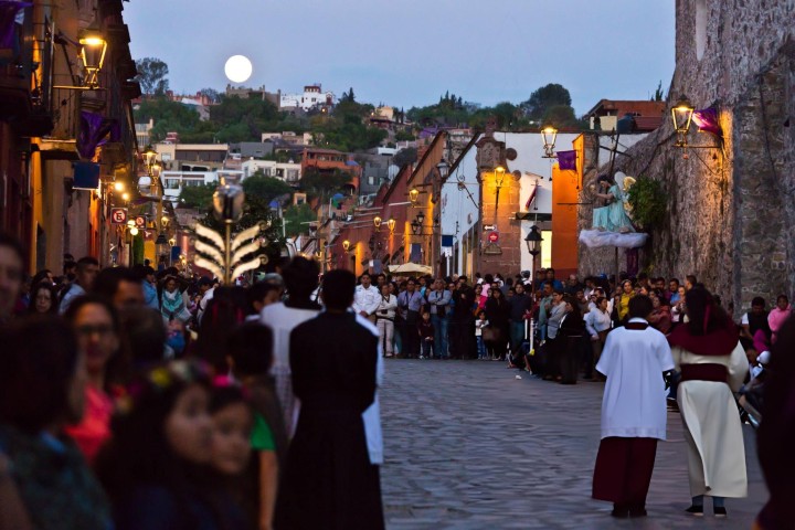 1. Procesión de Semana Santa en San Miguel de Allende. Foto - Getty Images