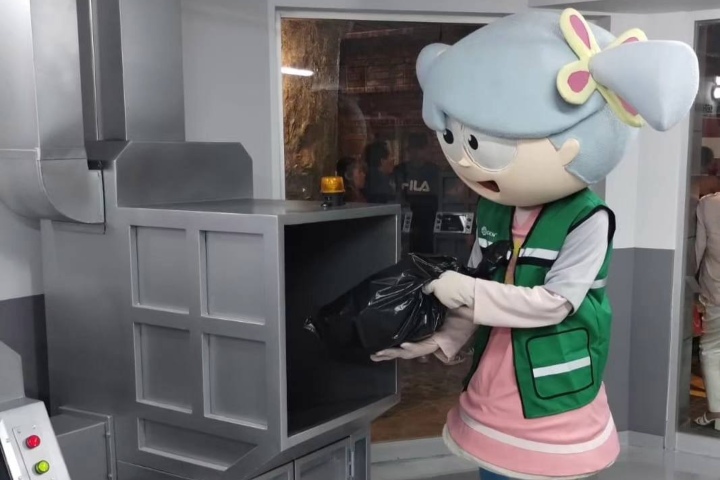 2. Ejemplo de reciclaje en KidZania. Foto - KidZania México (Facebook)