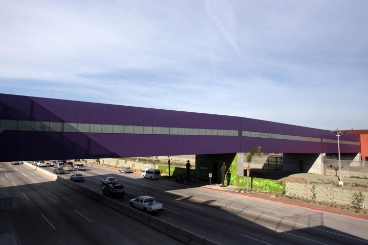 3. Cross Border Xpress. Foto - Alamy