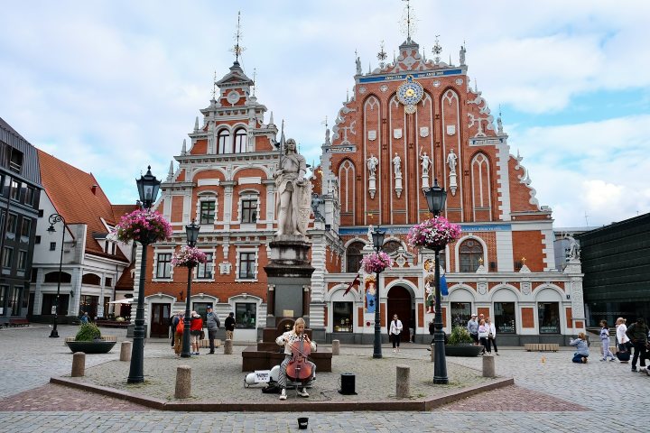 5. La Casa de las Cabezas Negras en Riga. Foto - @immacanyada (Instagram)