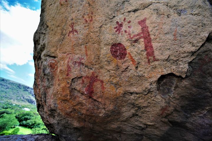 6. Pinturas rupestres en mla zona arqueológica de Arroyo Seco, en el municipio de Victoria. Foto - Lugares INAH