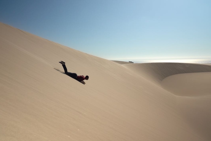 6. Sandboarding en la Costa de los Esqueletos. Foto - @florentferrey (Instagram)