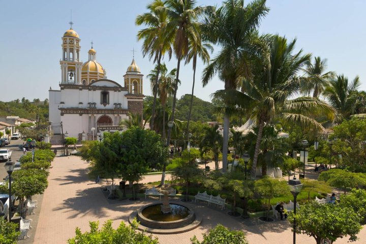 6. Plaza Principal de Comala. Foto - Alamy