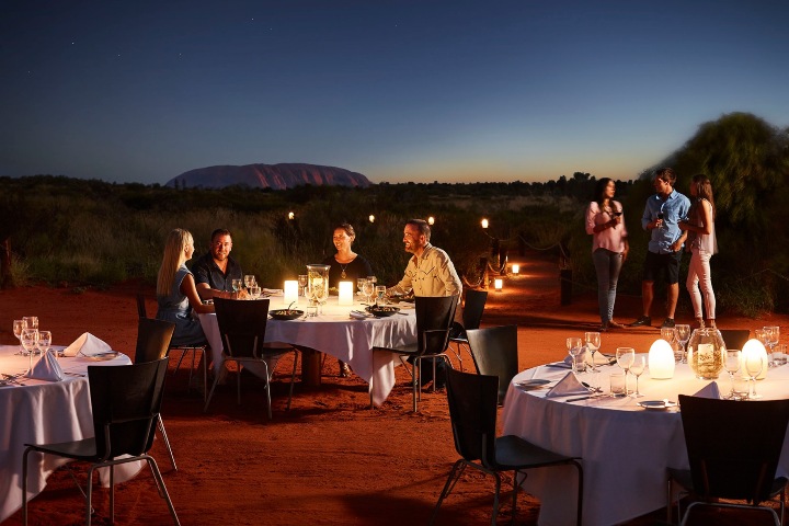 6. Experiencia gastronómica Sonidos del Silencio. Foto - Visit Central Australia (Facebook)
