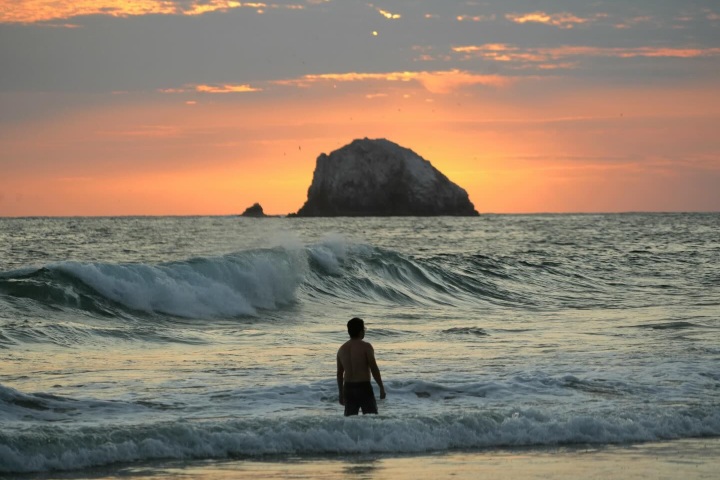 6. Playa Zipolite en Oaxaca. Foto - @secturoaxaca (Instagram)