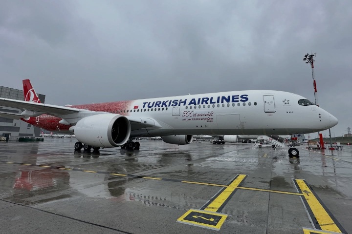 7. Avión TK Family. Foto - @tr_spotter (Instagram)
