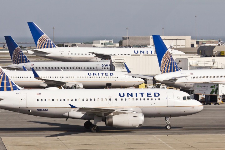 7. Aviones de United. Foto - transponder1200
