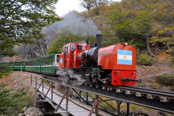 8. El Tren del Fin del Mundo. Foto - Turismo en Ushuaia