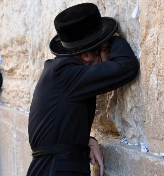 EL MURO DE LAS LAMENTACIONES EN JERUSALEN