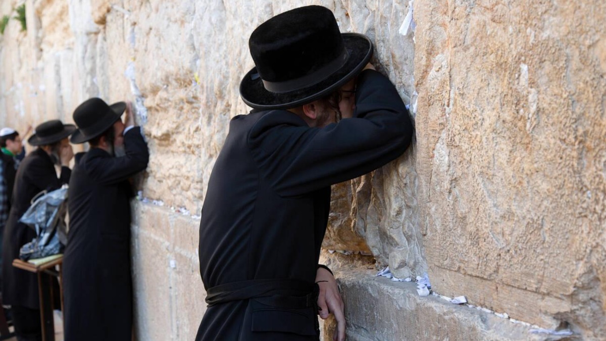 EL MURO DE LAS LAMENTACIONES EN JERUSALEN