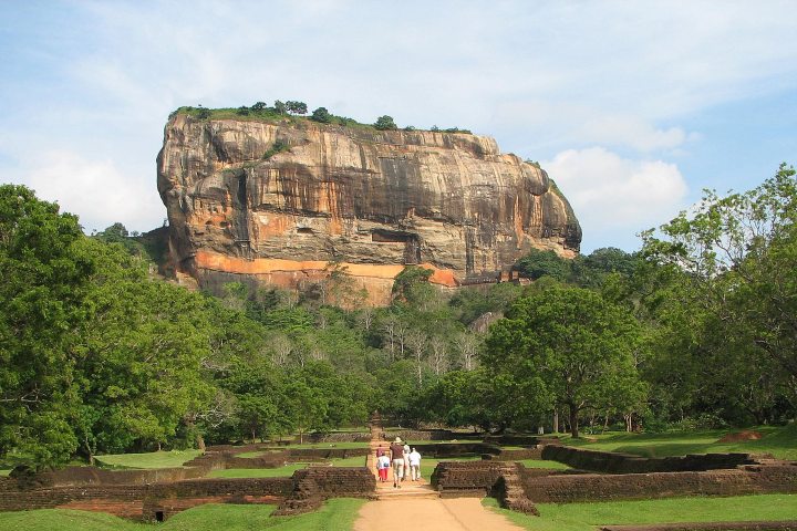 2. Roca del León de Sigiriya en Sri Lanka. Foto - Wikimedia Commons