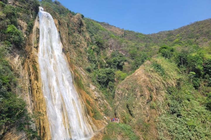 4. Cascada Velo de Novia en El Chiflón. Foto - Rehiletes