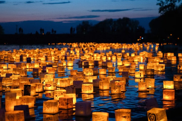 5. Festival de las Linternas de Agua. Foto - Waterlanternfestival