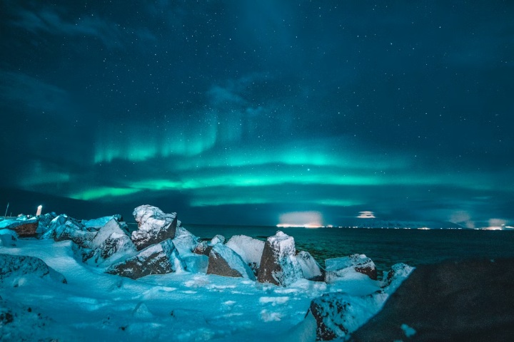 7. Aurora boreal en el Ártico. Foto - Nicolas J Leclercq (Unsplash)