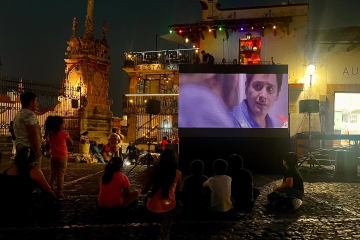 8. Proyección durante el Festival Internacional de Cine de Taxco. Foto - @eldanzante (Instagram)