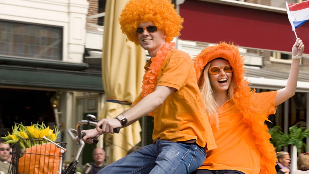 KONINGSDAG, DONDE ÁMSTERDAM SE VUELVE NARANJA