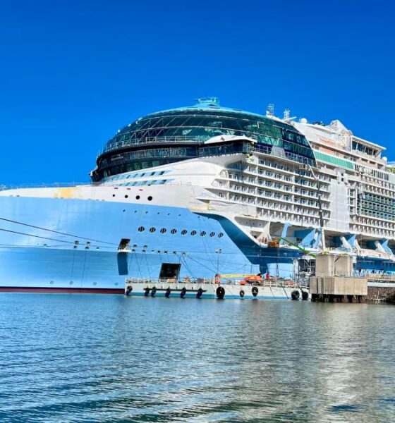LEGEND OF THE SEAS INICIA SUS PRUEBAS EN EL MAR