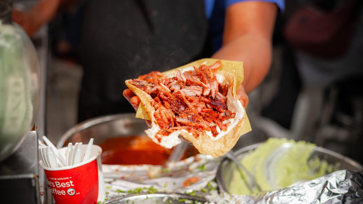 LOS MEJROES TACOS DE TIJUANA