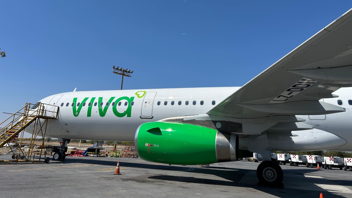 VIVA ANUNCIA SU AVIÓN 108