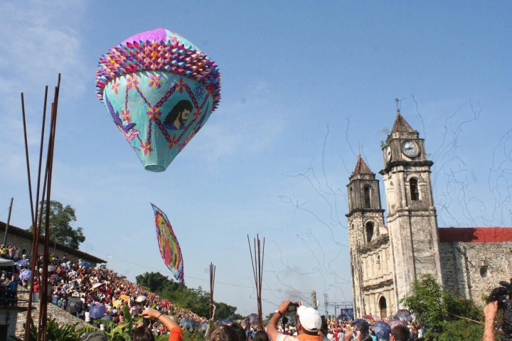 1. Festival del Globo de Zozocolco. Foto - Alamy