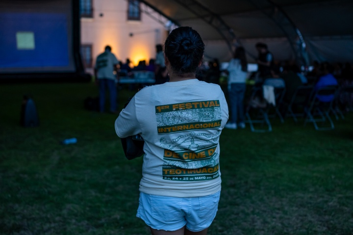 1. Camiseta del 1.° Festival Internacional de Cine de Teotihuacán. Foto - Festival Internacional de Cine de Teotihuacán (FilmFreeway)