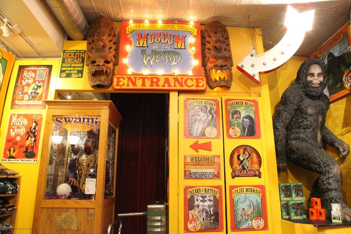 1. Entrada al Museum of the Weird. Foto - Austin, TX