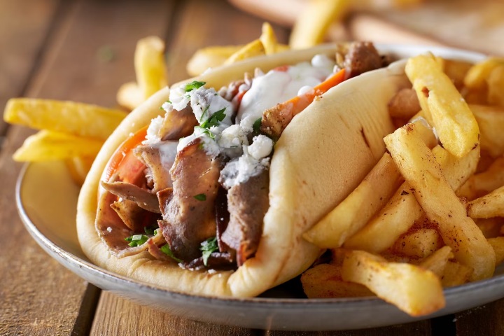 2. Gyro griego con carne de cordero. Foto - Royal Caribbean