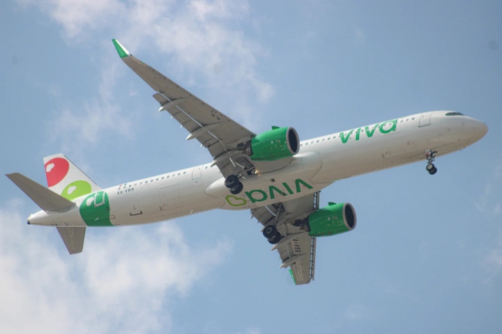 4. Avión de Viva. Foto - @torbuspotting (Instagram)