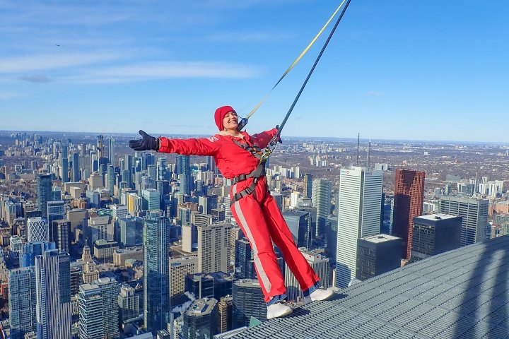 5. EdgeWalk en la Torre CN. Foto - @jennmuriel (Instagram)