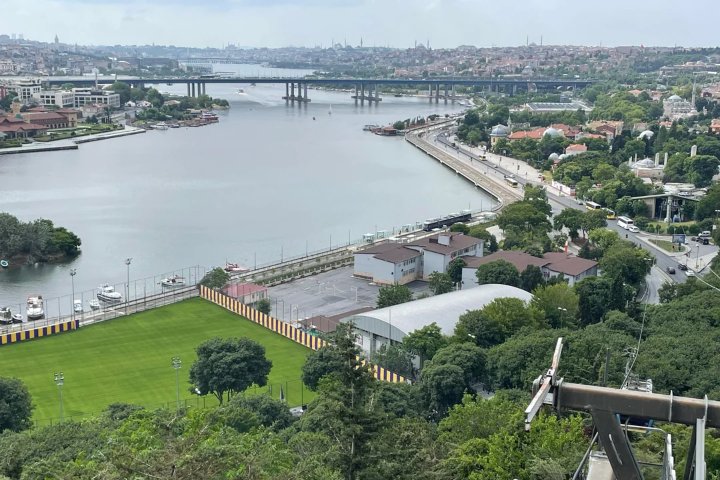 5. Vistas desde la colina de Eyüp. Foto u/A_IST (Reddit)