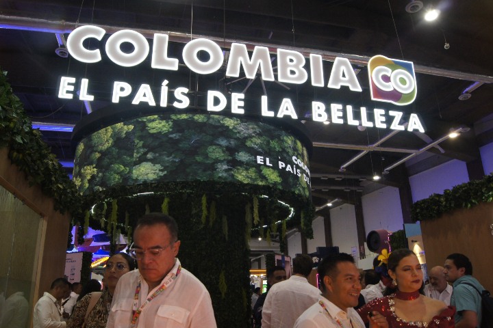 9. Stand de Colombia. Foto - Gus Espinosa