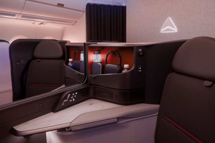 EXTRA. Nuevas cabinas Delta One. Foto - @colombiaalaire (Instagram)