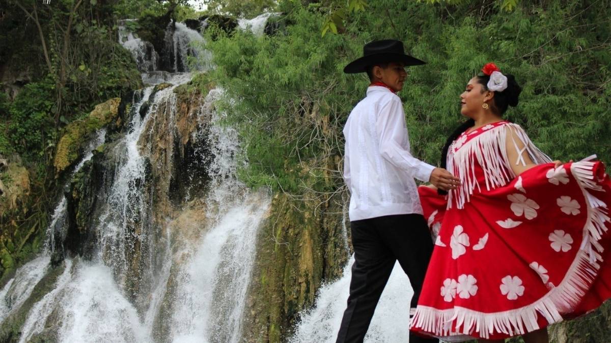 HUASTECA POTOSINA POR UN TURISMO MÁS CULTURAL Y VERDE