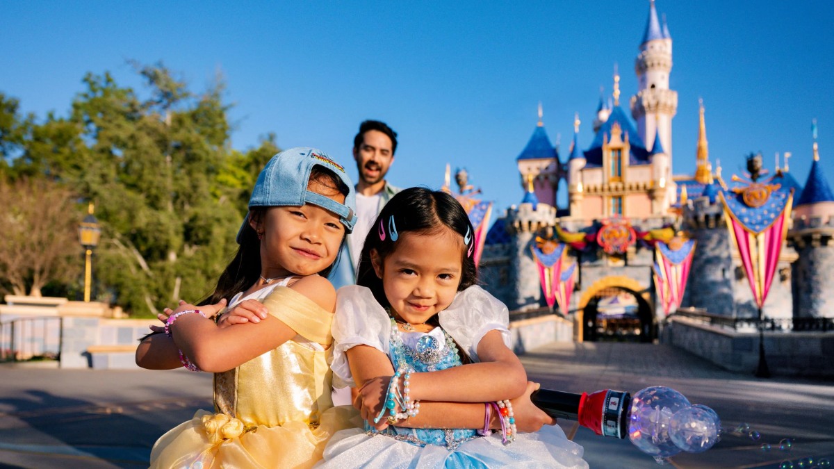 VERANO 2026 EN DISNEYLAND RESORT, LOS NIÑOS MANDAN. Foto - Disneyland
