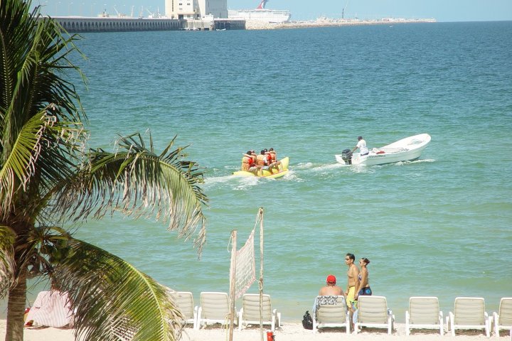 1. Playa en el Progreso. Foto - Archivo Yucatán Travel