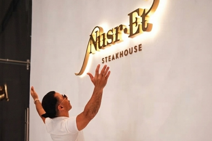 1. Salt Bae en México. Foto - @nusr_et (Instagram)