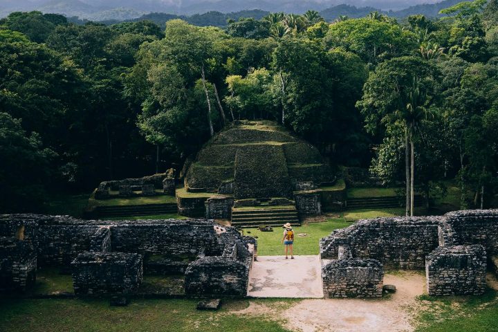 1. Sitio arqueológico de el Caracol en Belice. Foto - Blancaneaux Lodge (Facebook)