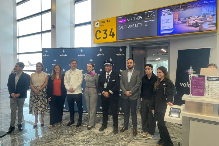 1. Vuelo inaugural de la ruta Guadalajara-Salt Lake City. Foto - Coordinación General de Crecimiento y Desarrollo de Jalisco (Flickr) (1)