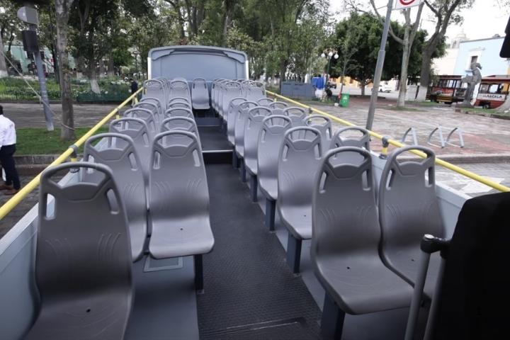 2. Asientos del nuevo Turibus de Tlaxcala. Foto - Gobierno del Estado de Tlaxcala (Facebook)