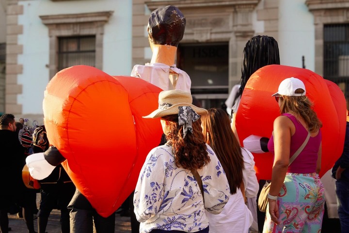 2. Callejoneada del Soltero Festival. Foto - @festivalsoltero (Instagram)