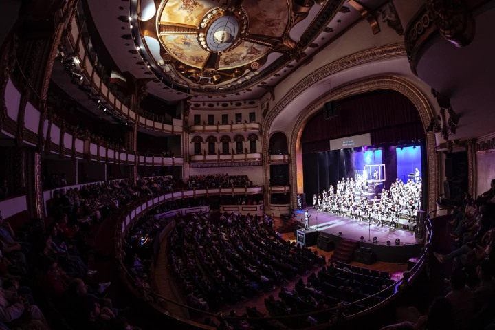2. Coro Gay en el Teatro de la Ciudad Esperanza Iris. Foto - @cgcdmx (Instagram)